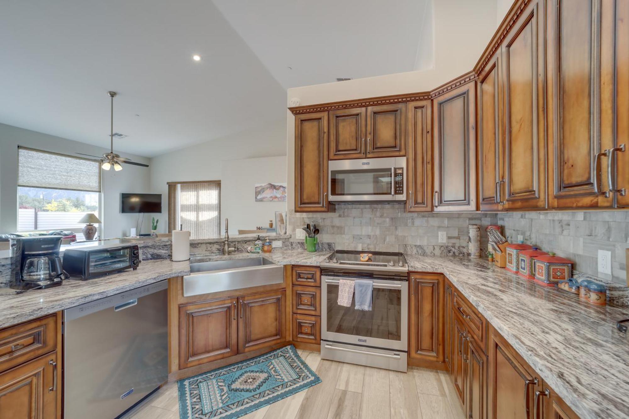 Red Rock Dog-Friendly Home Near Hiking Trails! Седона Экстерьер фото
